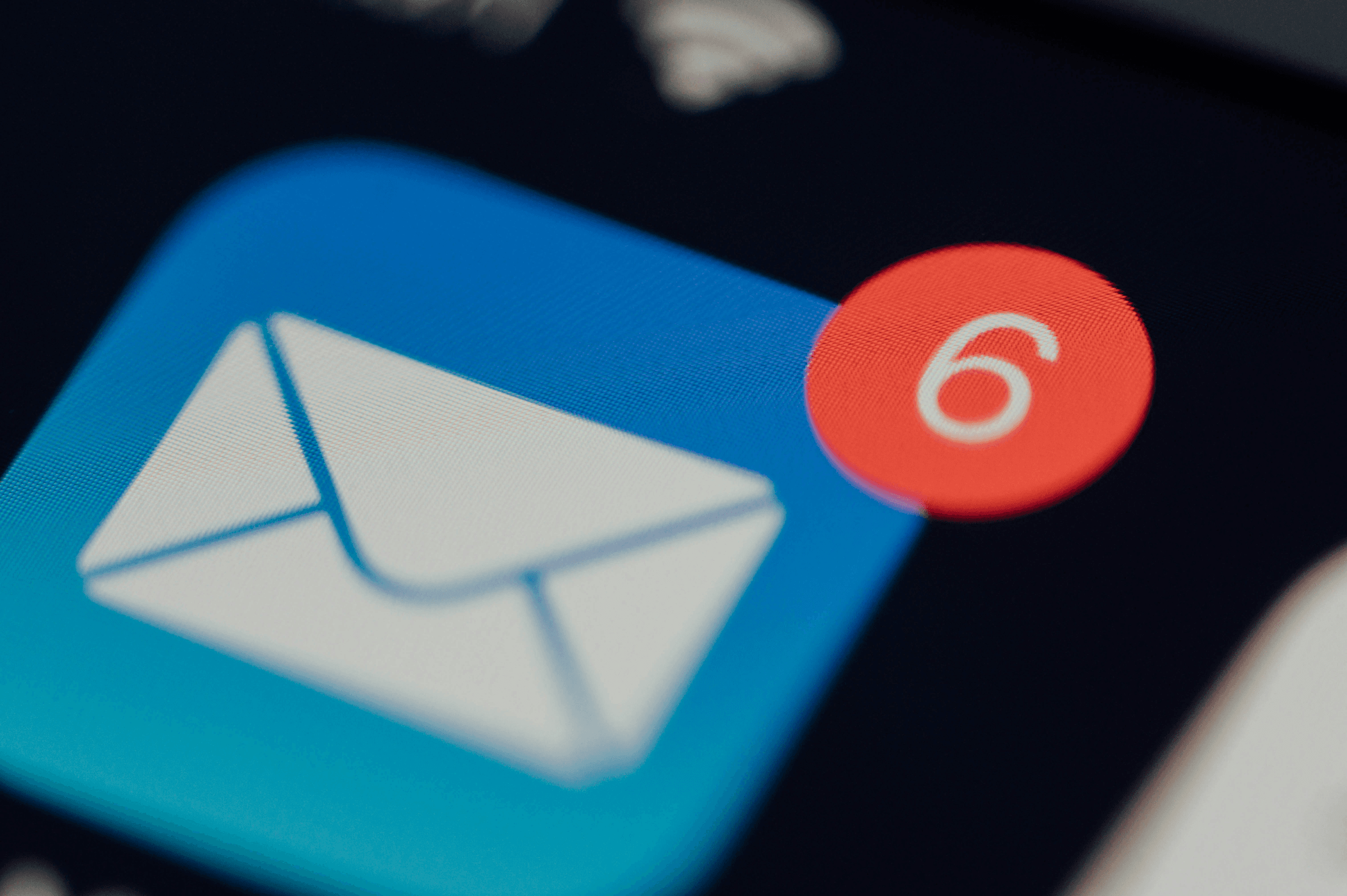 email Email Marketing per il B2B: Strategie per Fidelizzare i Clienti